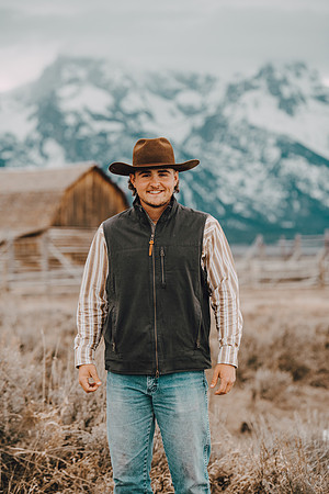 Jackson Hole Senior Portrait Photographer
