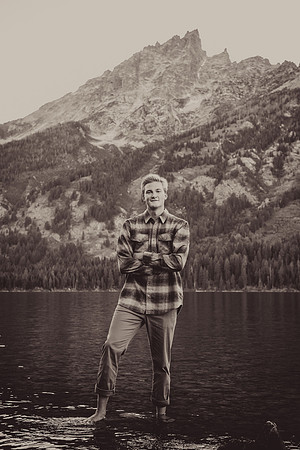Jackson Hole Senior Portrait Photographer
