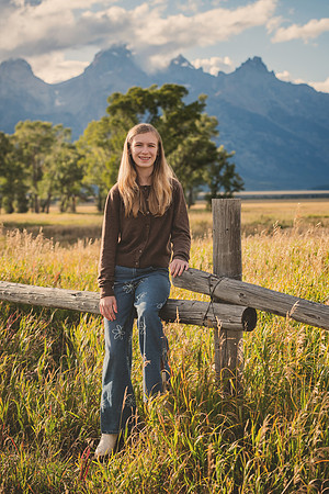 Jackson Hole Senior Portrait Photographer