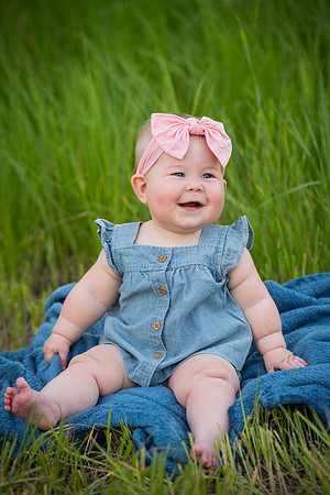 Jackson Hole Maternity Photographer