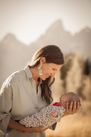 Jackson Hole Maternity Photographer